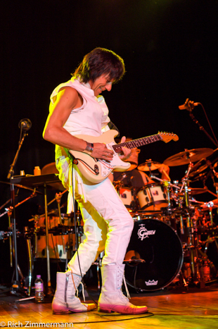 Jeff Beck 2009 Turner Hall 1112009 04 18111 of 113