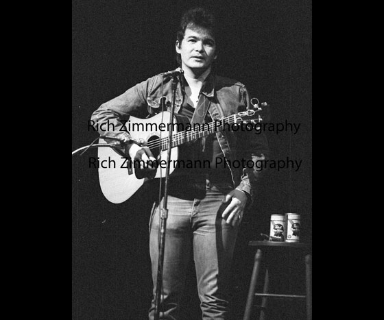 John-Prine-1972-5